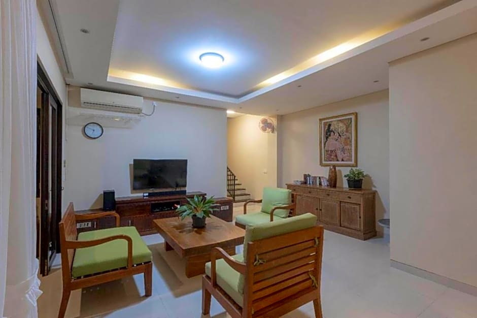 Belvilla Elegant Luxury Pandawa Beach