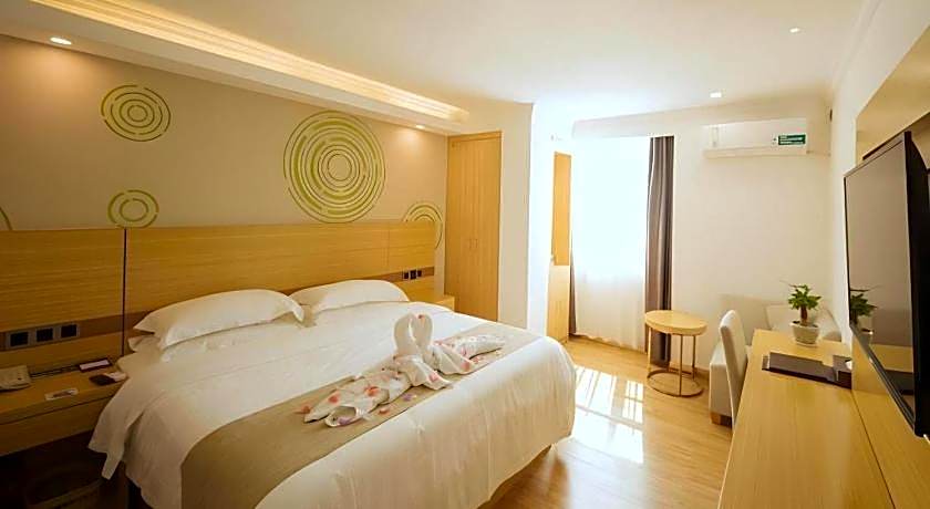GreenTree Inn Qingyuan Qinghe Avenue Branch