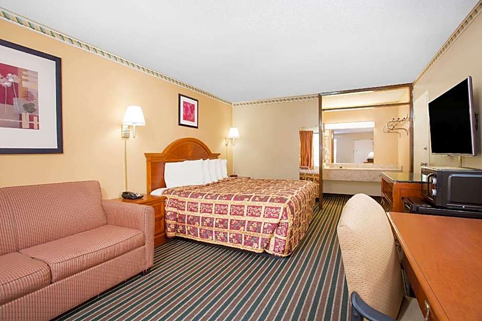 Knights Inn - Aiken, SC