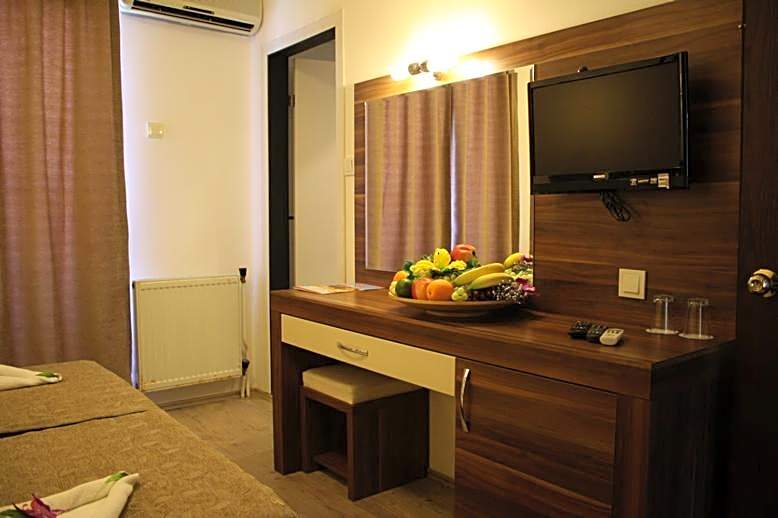 Albano Hotel