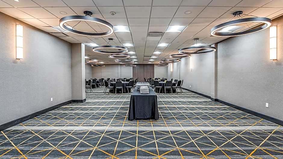 Holiday Inn Dallas Market Ctr Love Field By IHG