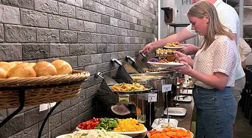 Rashu Hiyaa Hotel Dhiffushi