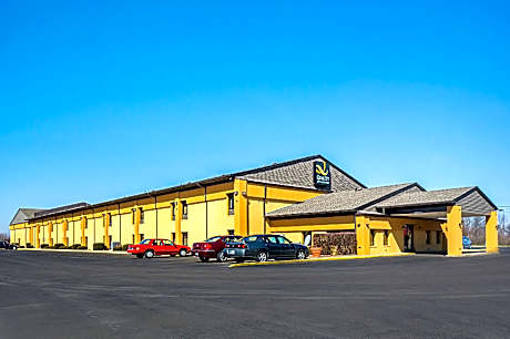 Quality Inn & Suites Greensburg I-74