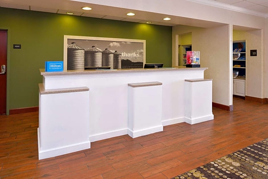 Hampton Inn By Hilton & Suites Wilmington