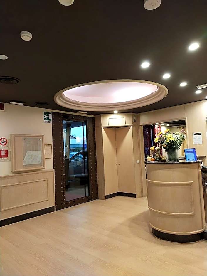Hotel Floris