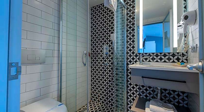 The Row Taksim Hotel