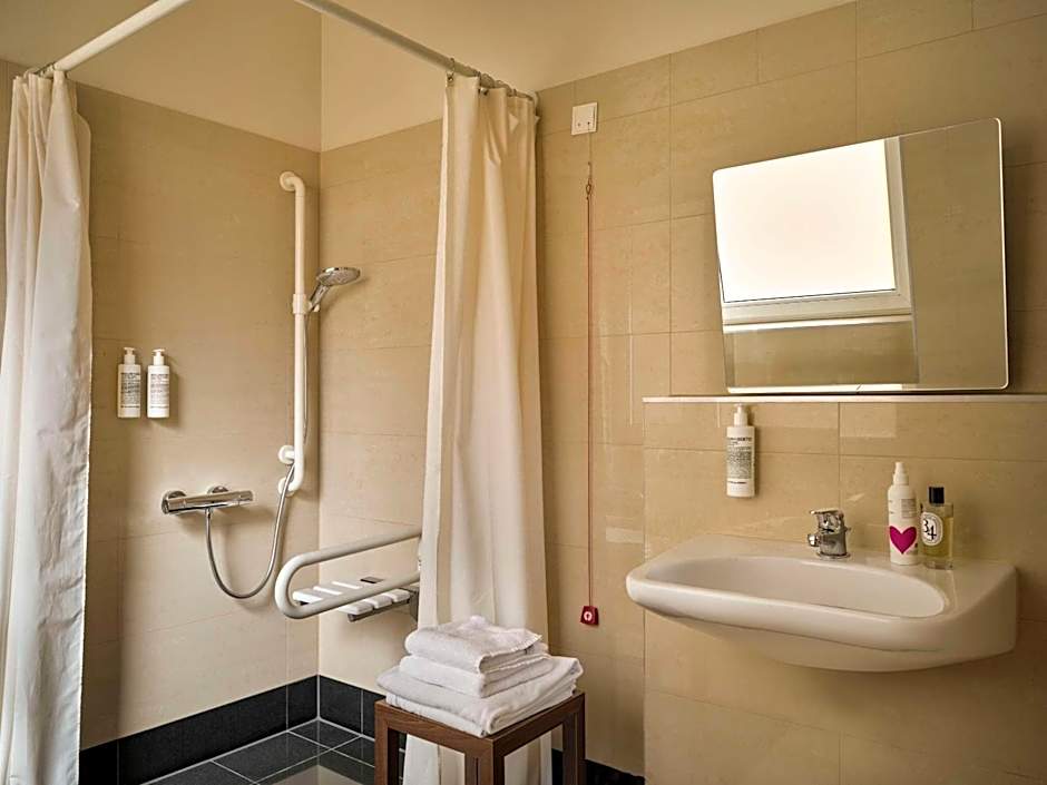 Fleming's Hotel Frankfurt Main-Riverside