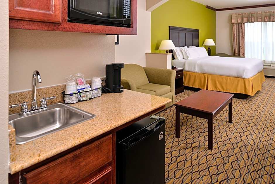 Holiday Inn Express Hotel & Suites Sherman Highway 75 By IHG