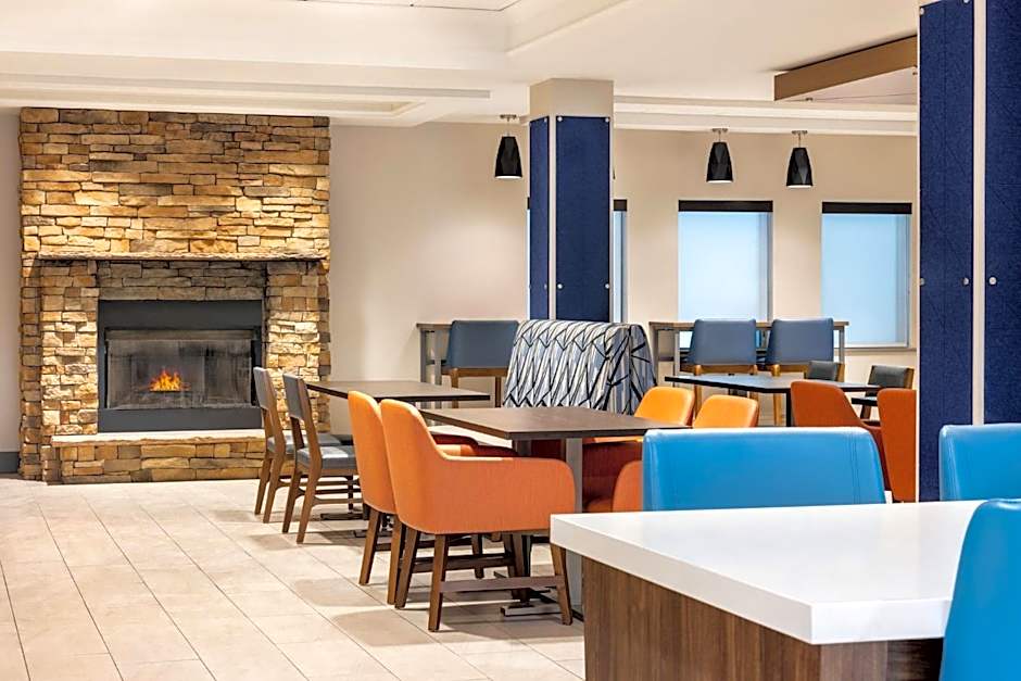Holiday Inn Express Hotel & Suites Hagerstown By IHG