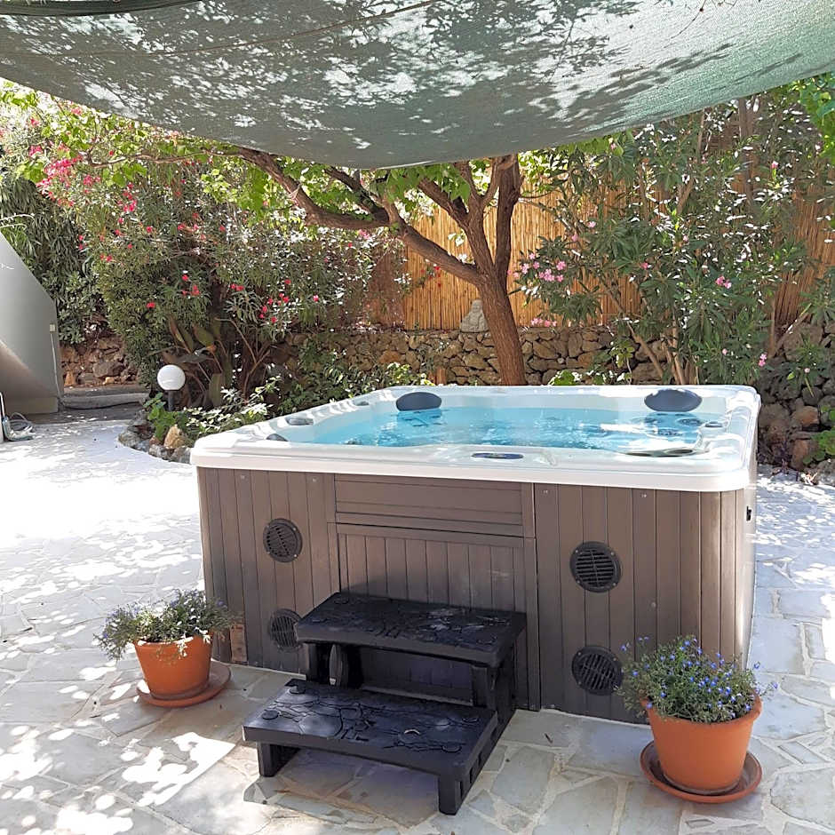 Villa Chariklia Studios