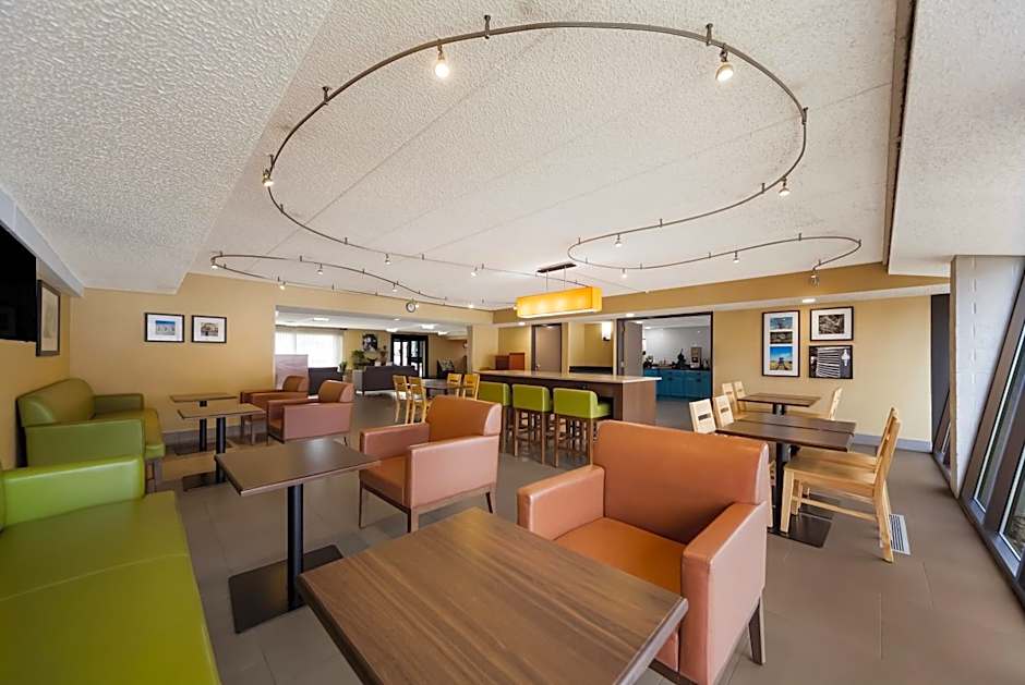 Wingate by Wyndham Lincoln Airport East