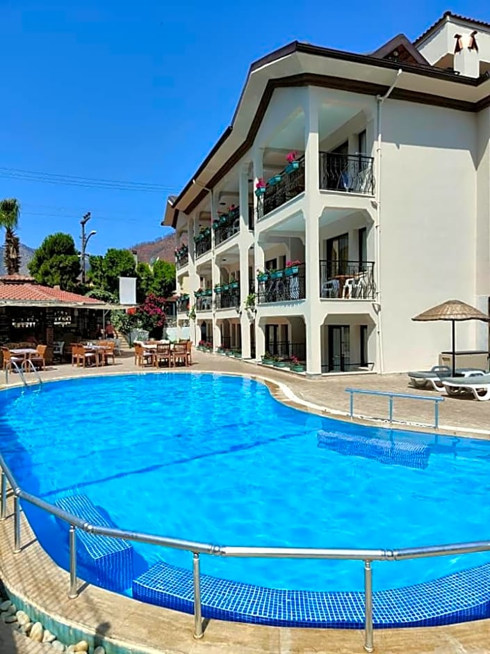 Leons Sun Village Apartments