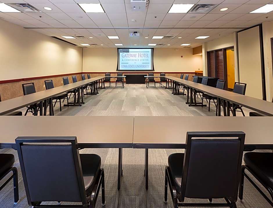 Gateway Hotel And Conference Center