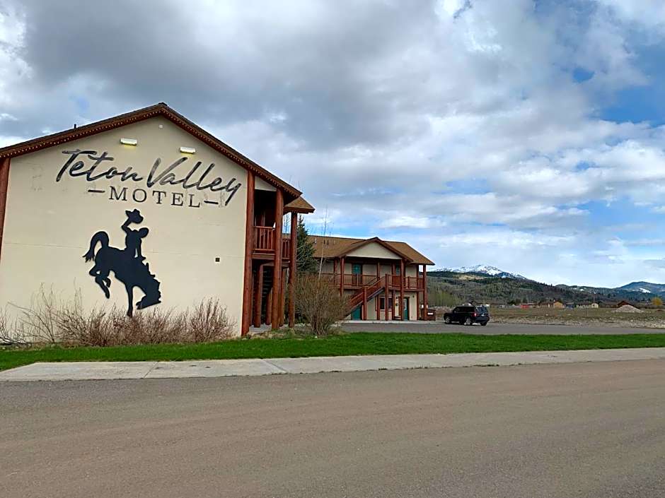 Photo 1 of 17 of Teton Valley Motel