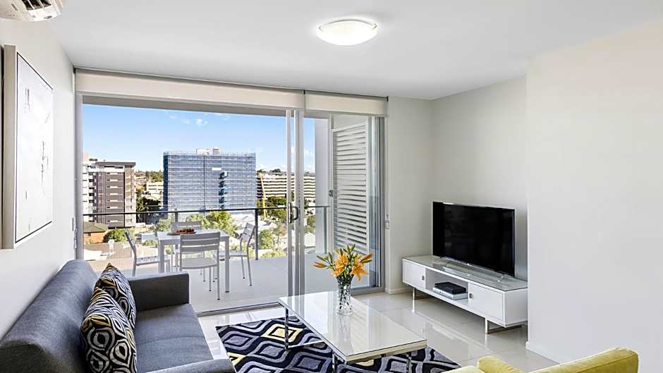 Oaks Brisbane Woolloongabba Suites