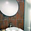 Cattlemans Country Motor Inn & Serviced Apartments
