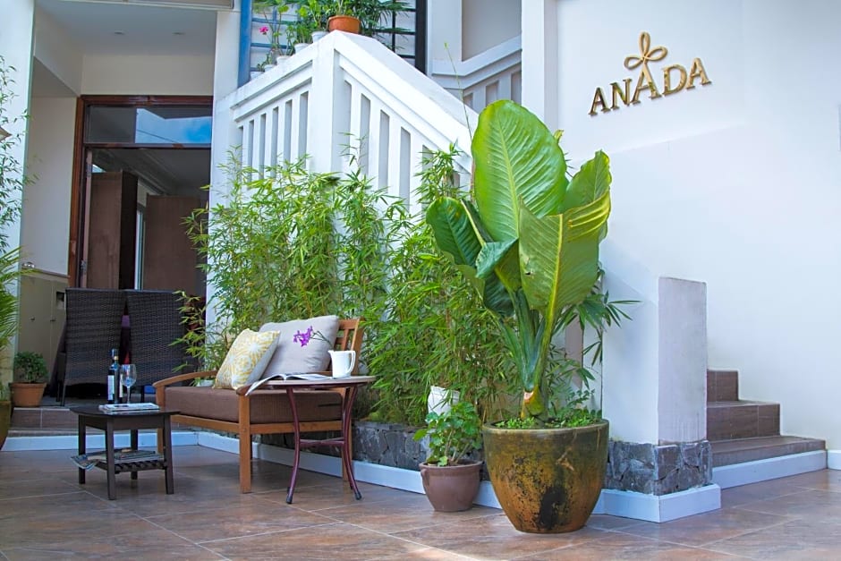 Anada Hotel Suites