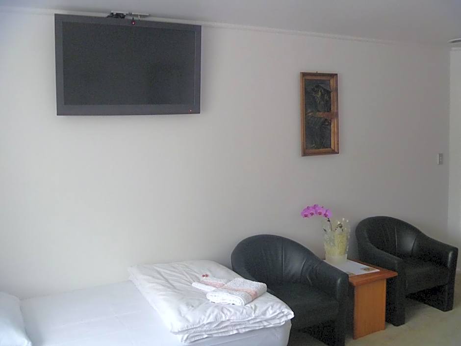 At Parkland Place B&B