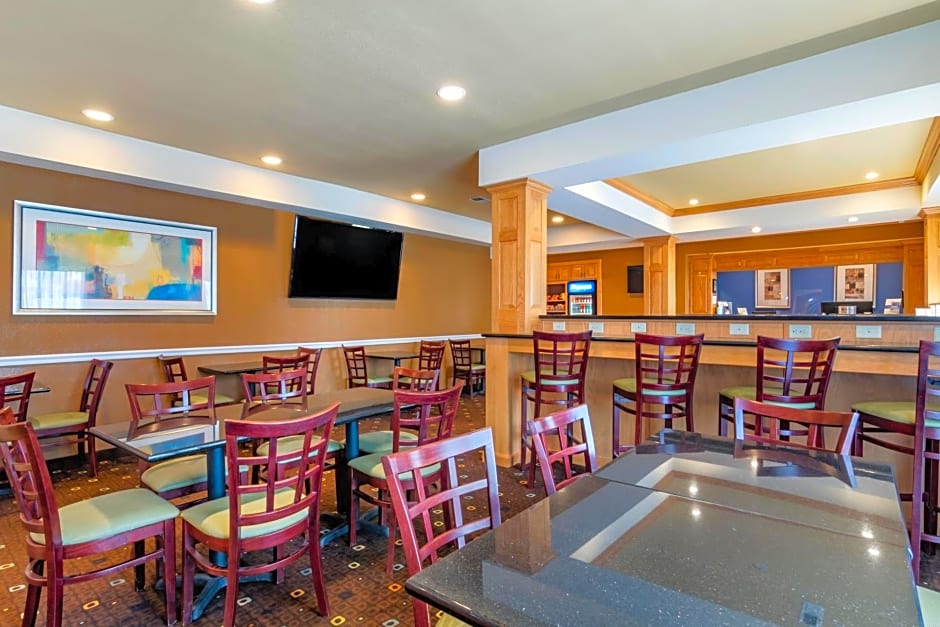 Best Western Plus Columbia Inn