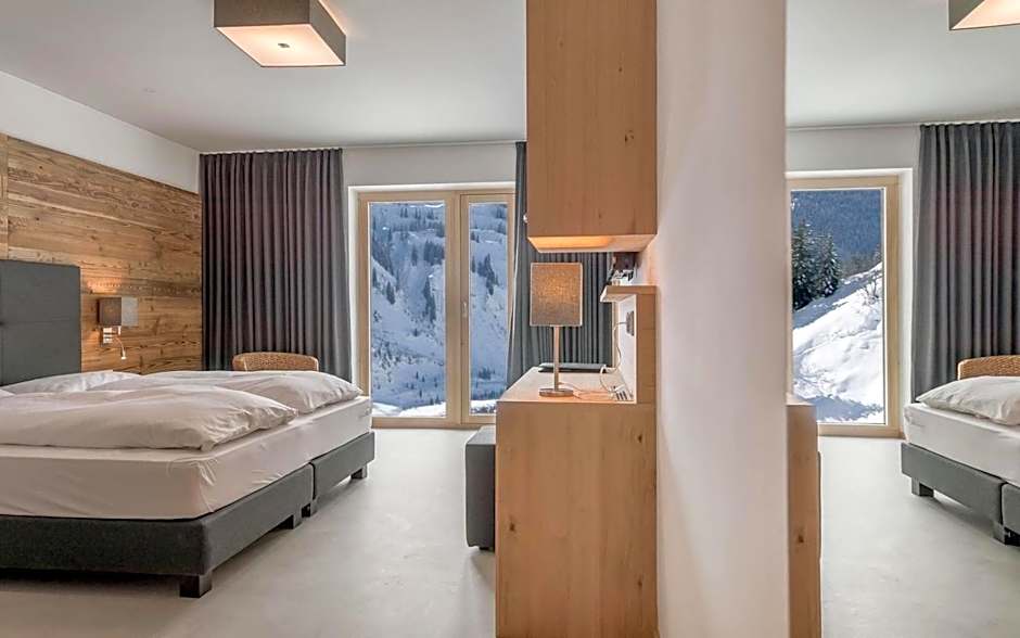 Mondschein Hotel & Chalet Ski-In Ski-Out Luxus am Arlberg