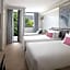 JonoX Phuket Karon Hotel