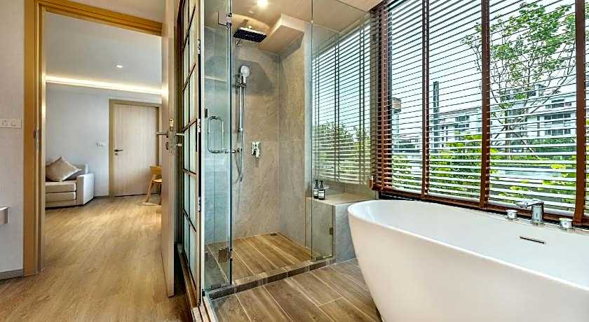 Salaya One Hotel & Service Apartment