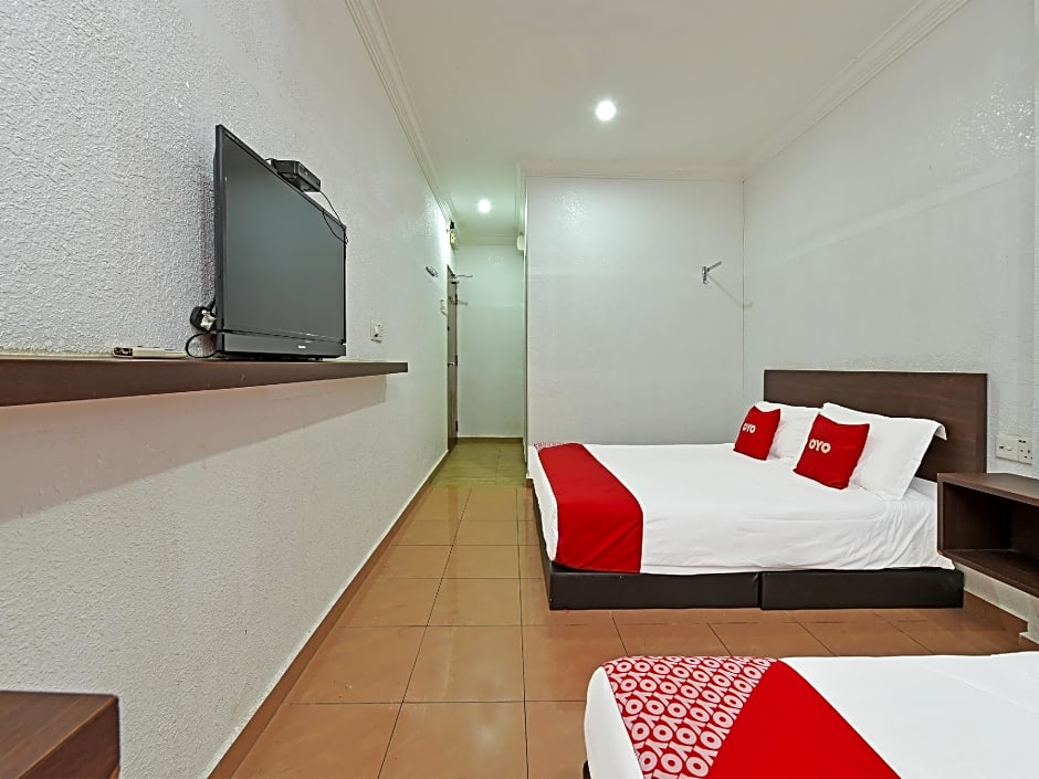 OYO 90559 Ummul Motel C Mart