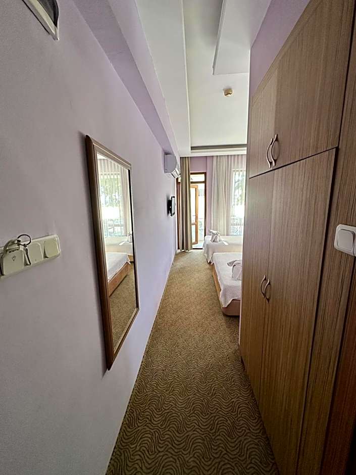 Lara Kapris Hotel