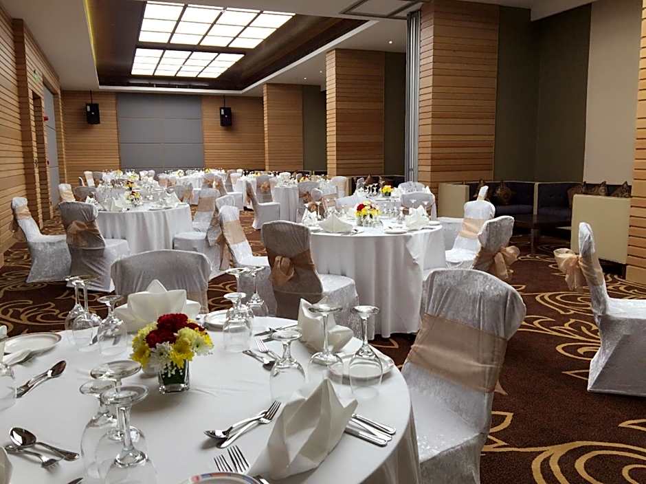 Ramee Rose Hotel
