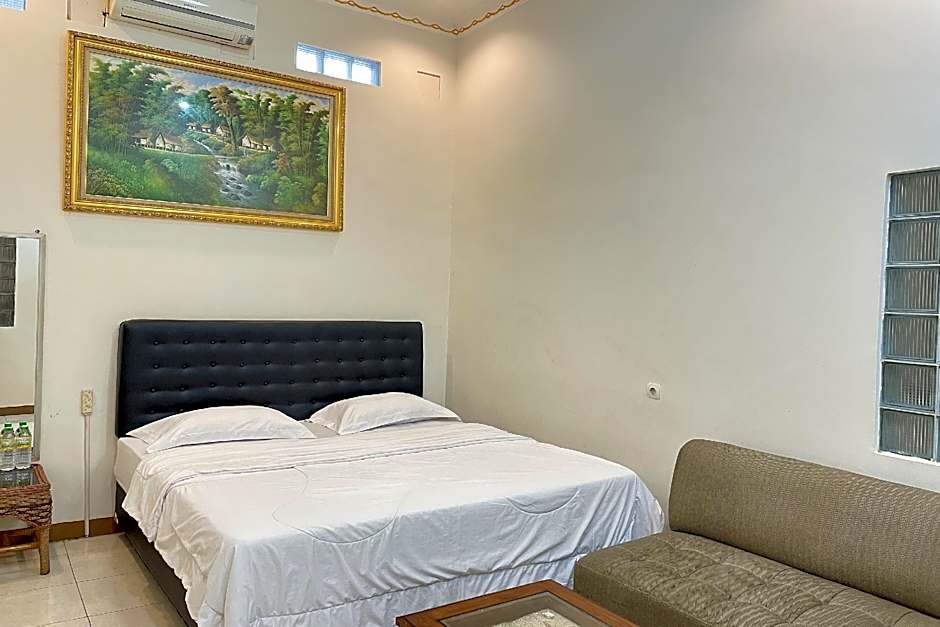 RedDoorz @ Pataruman Garut