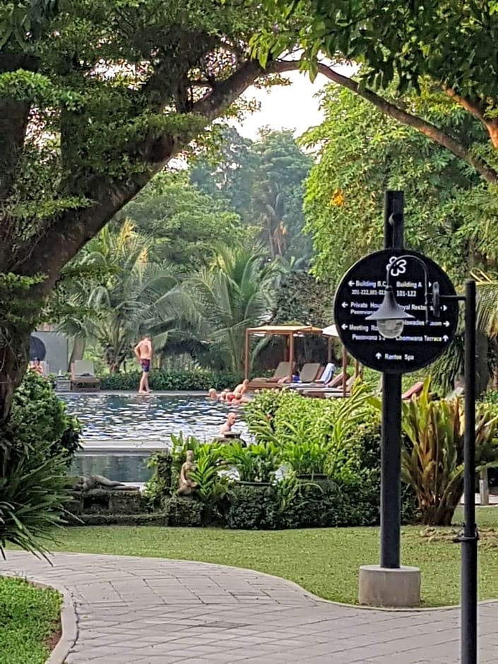 Royal River Kwai Resort & Spa