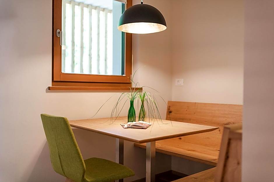 Aparthotel Abiná Lana Höhe