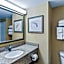Country Inn & Suites by Radisson, Princeton, WV