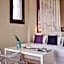 Angelina Boutique Escape