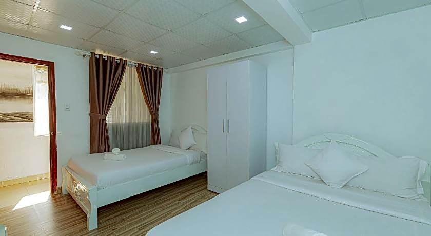 Ken's Backpackers Hotel