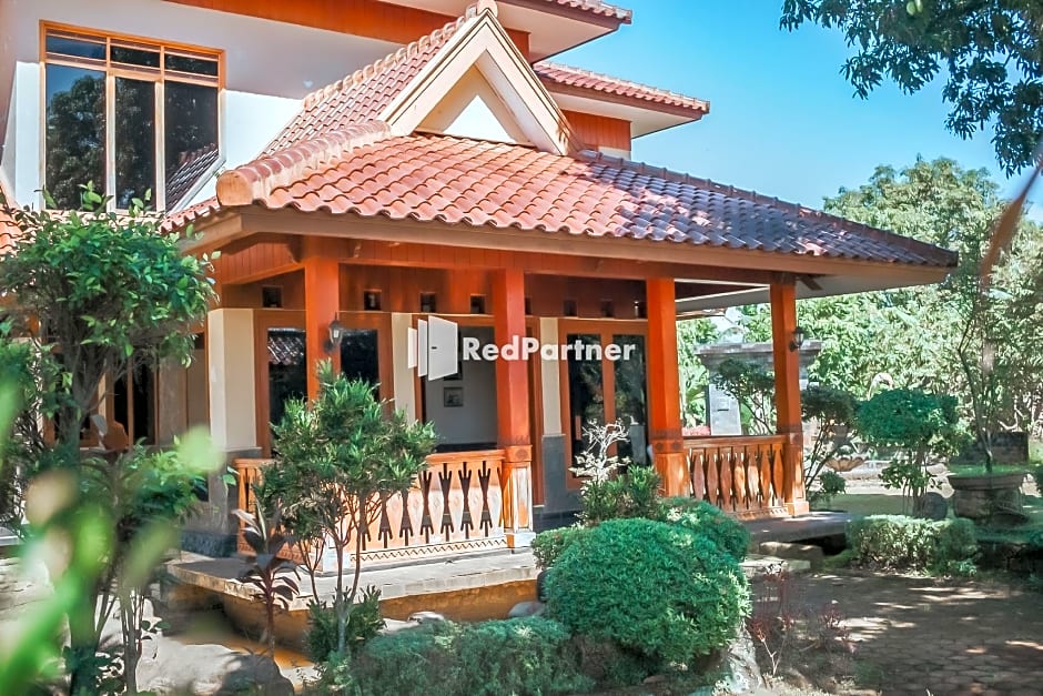 Villa Mawar Adinda Kuningan Syariah RedPartner