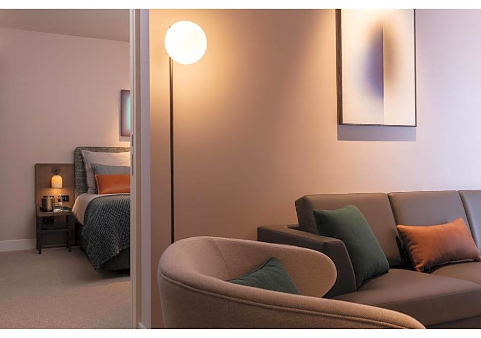 Next Hotel Melbourne, Curio Collection by Hilton