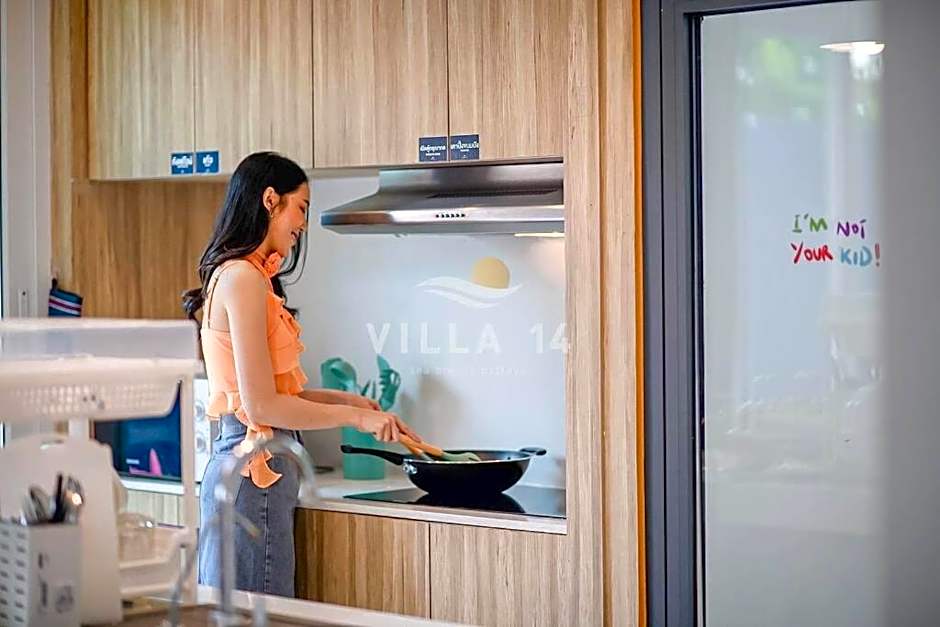 PoolVillaPattaya next to the sea