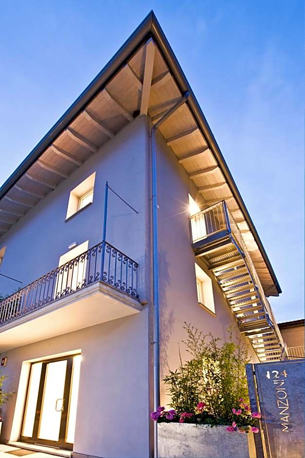 Manzoni 124 Bed&Relax