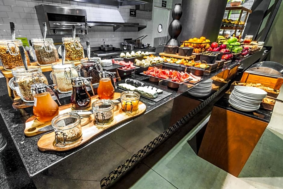 The Fives Beach Hotel & Residences - All Senses Inclusive