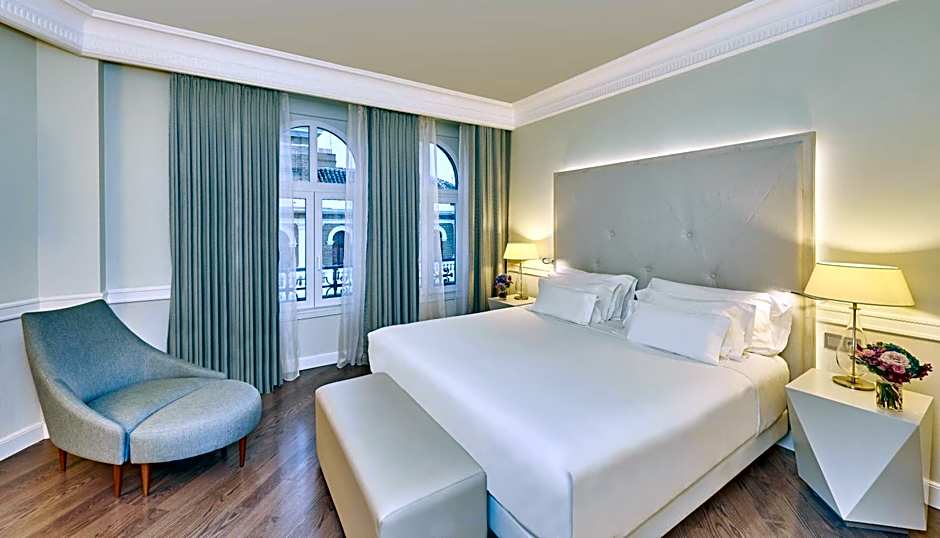 Photo 1 of 5 of Junior Suite
