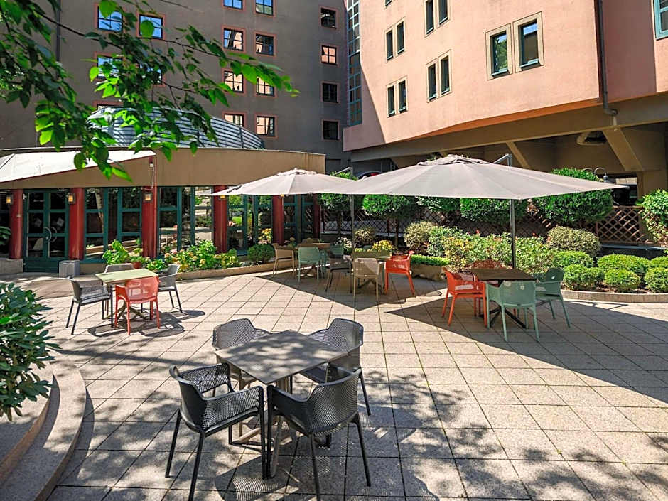 Ibis Budapest Heroes Square Hotel