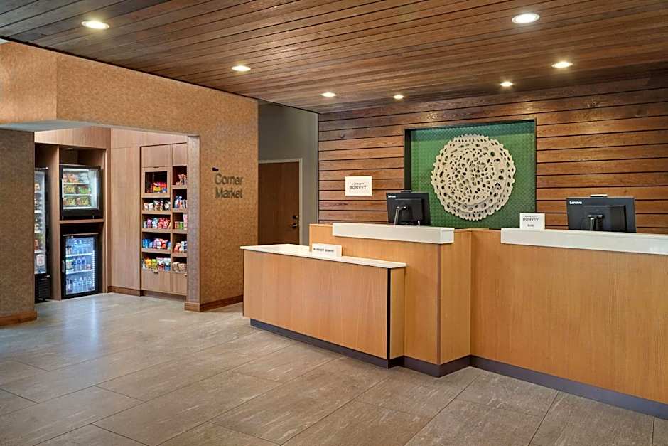 Fairfield Inn and Suites by Marriott Locust Grove I-75 South