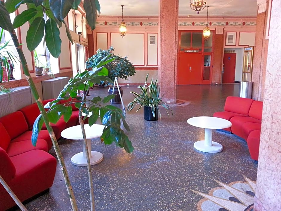 Riviera Hotel – Newark Airport, NJ