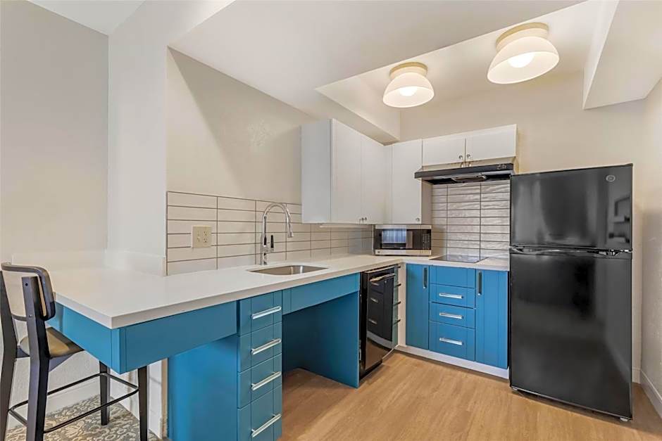 Sonesta ES Suites Dulles Airport