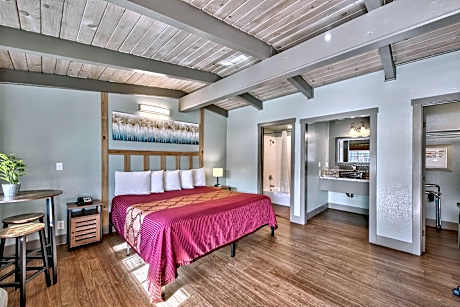 Standard 1 King Bed Non Smoking