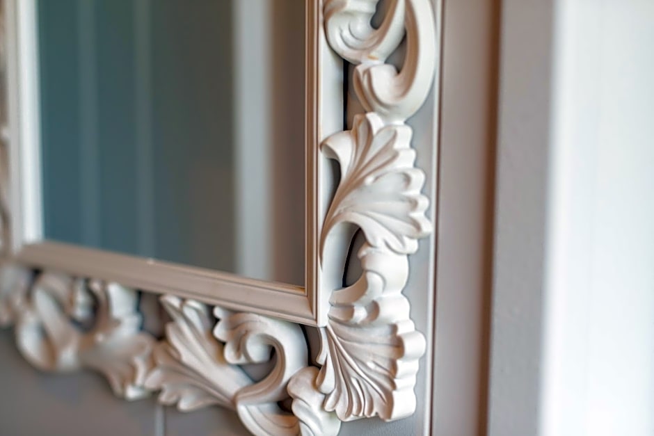 Inside No. 1 Retreat