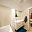 Nice Central City Room