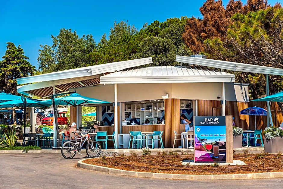 Arena Grand Kazela Camping Homes