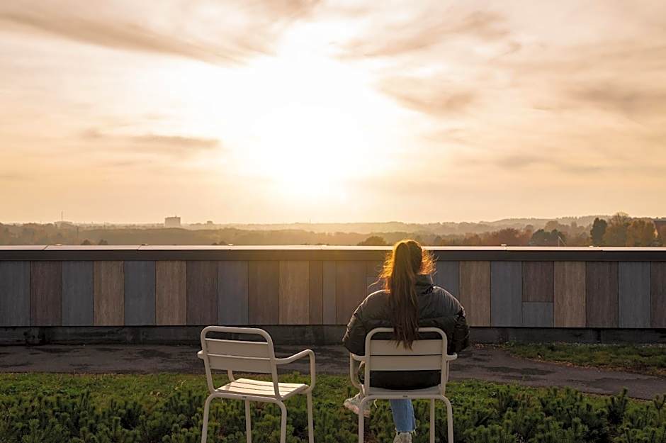 The Forest apartments by Daniel&Jacob's